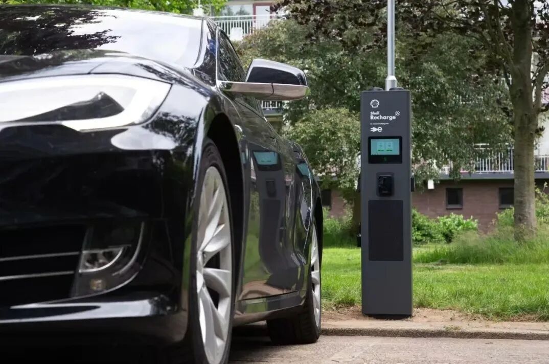 道通科技携手全球能源巨头壳牌（Shell），首批 AC Ultra 城市商用桩正式上线其在荷兰的项目2.jpg