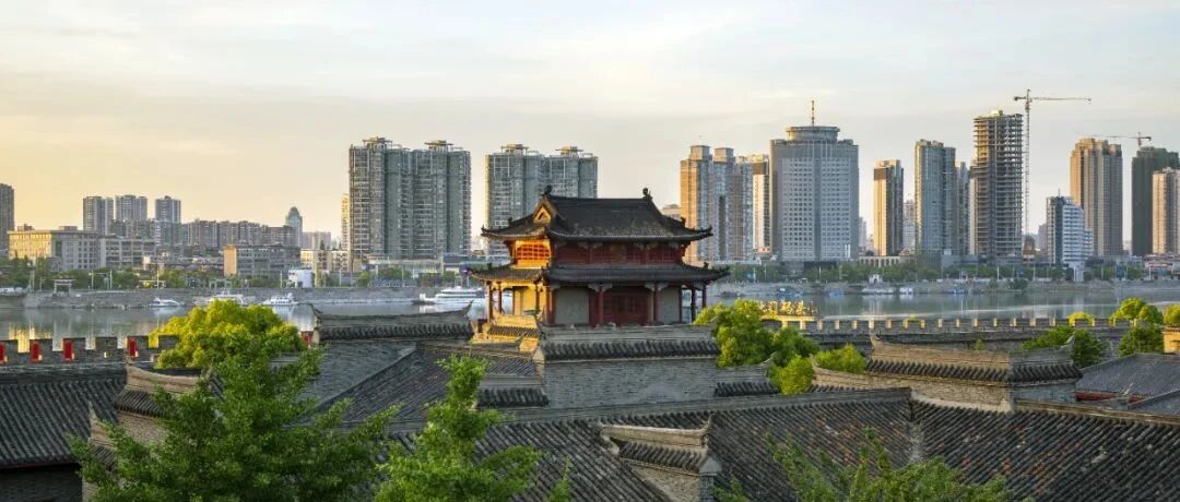 中国最落寞的城，李焕英为你撑腰