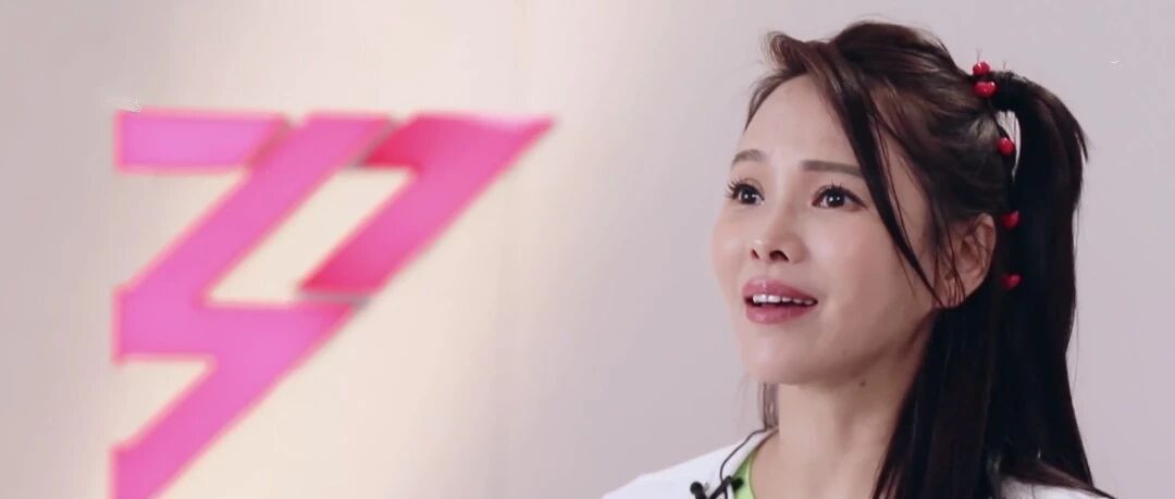 姐学这座小破庙，容不下伊能静的完美