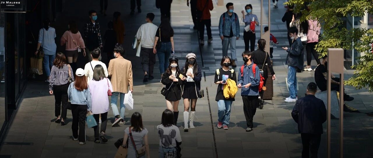 相比天气潮，我更害怕路人潮