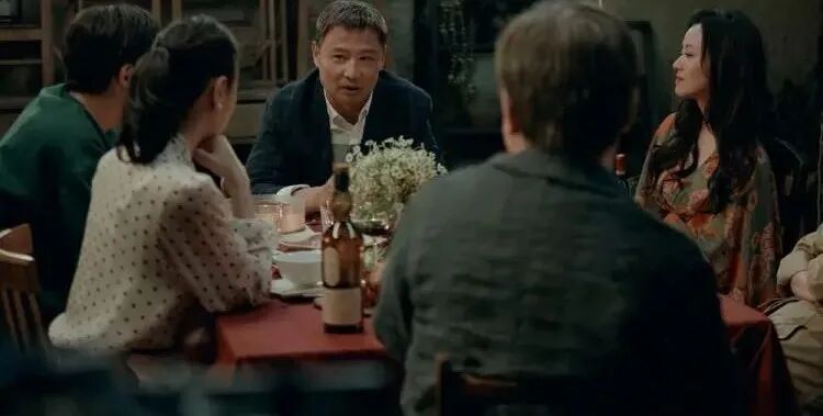 这部国产中年爱情片，竟然成了黑马