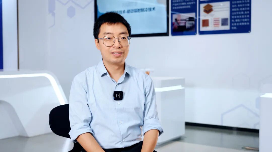 朱龙潜接受采访。李卓轩摄