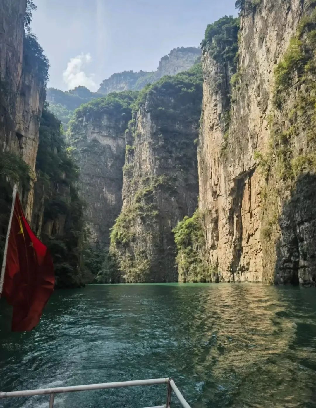 秦岭一线天图片