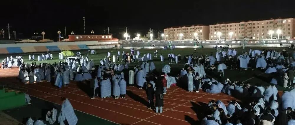 突发！青海果洛7.4级地震，云南大理6.4级地震，伤亡人数让人揪心！
