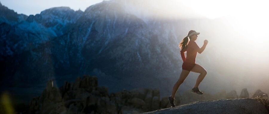 一场山地马拉松夺走了21人的生命！身体“失温”，该如何施救？