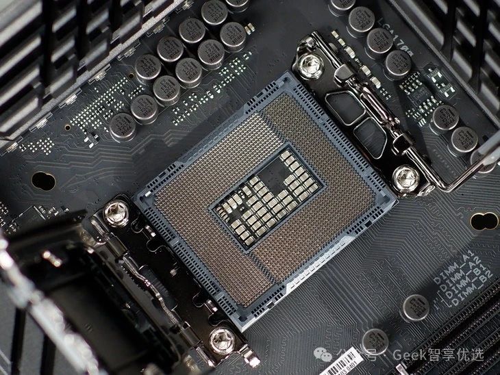 锐龙R7 7800X3D vs 酷睿i9-13900K：游戏性能巅峰对决(图3)