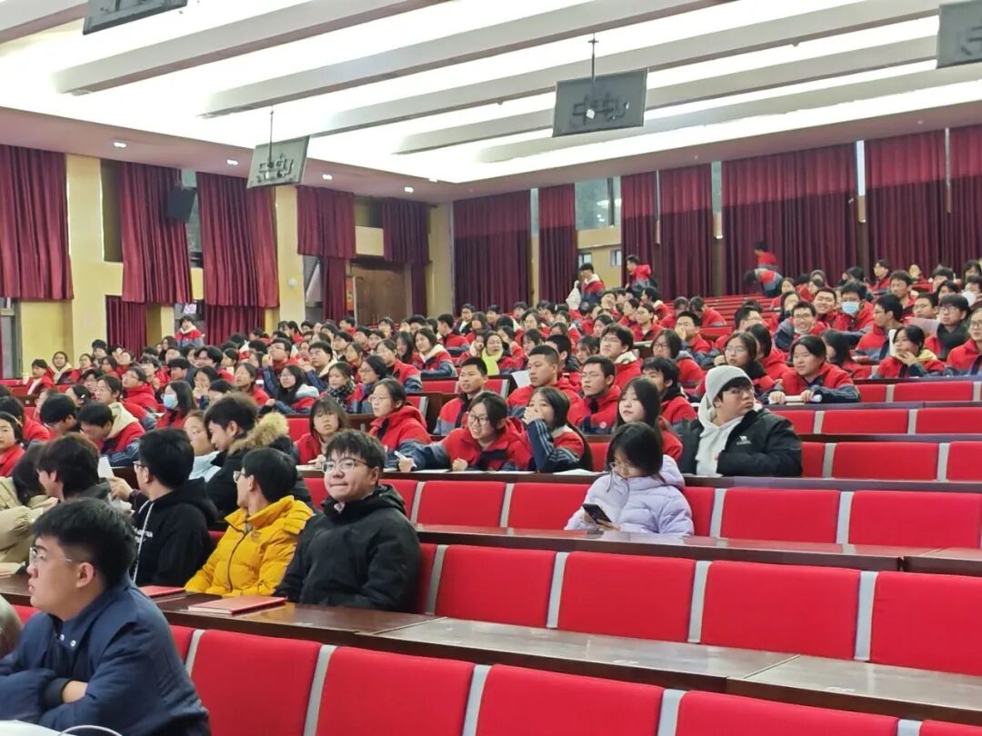 大礼堂同学反馈.jpg