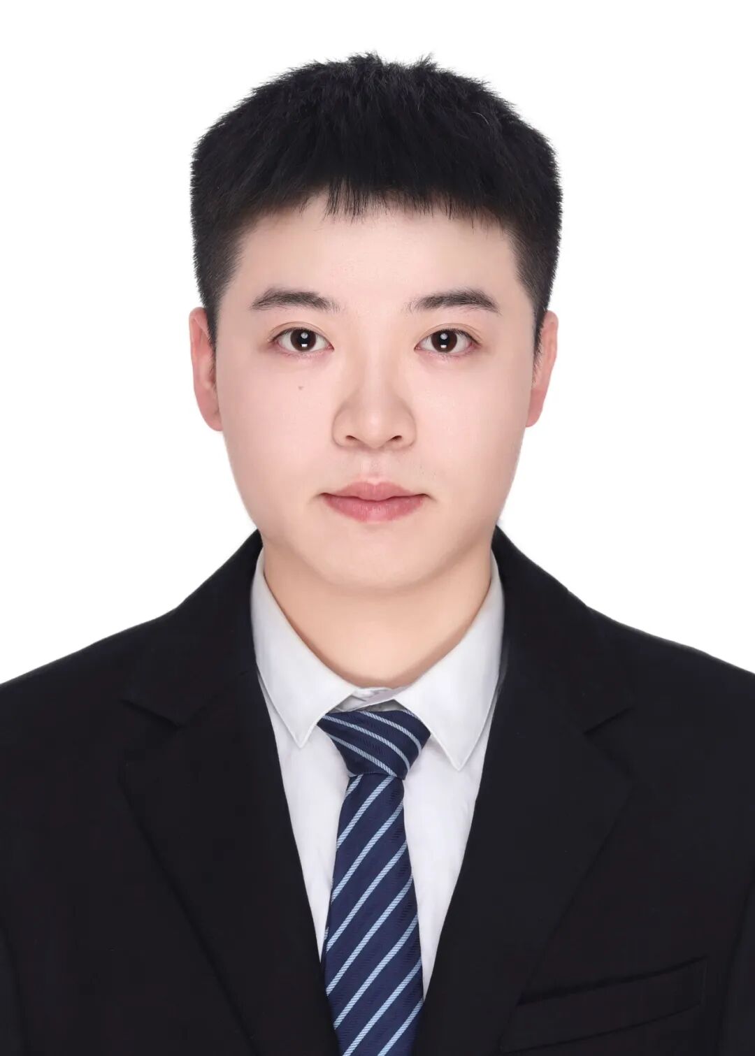 20205251107 张怀儒 寸照.jpg