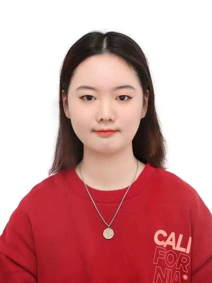 2019551311 董子悦 寸照.jpg