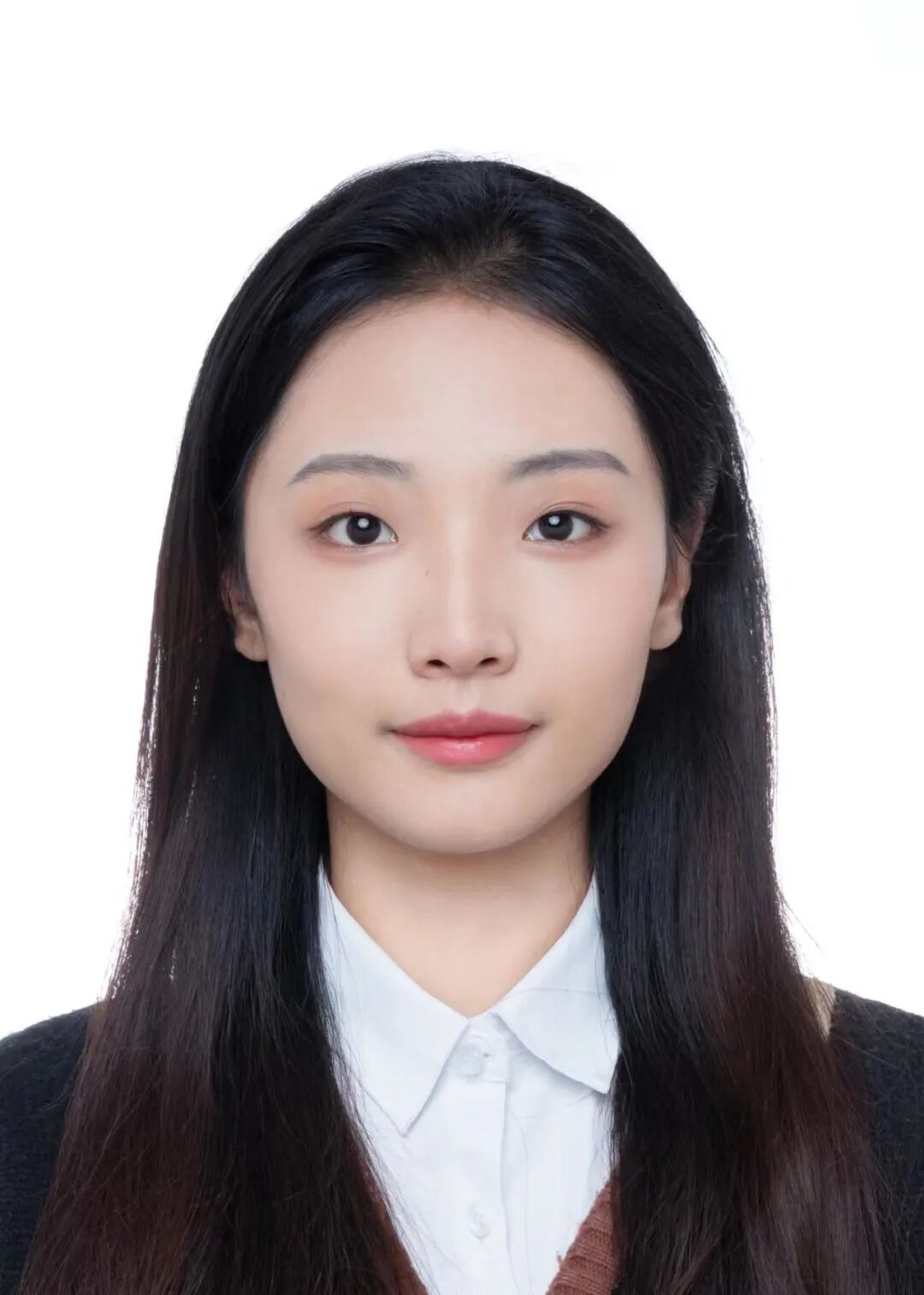 2019561166刘颜 寸照.jpg