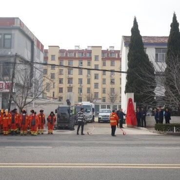 青岛董家口城市市政有限公司举行揭牌仪式