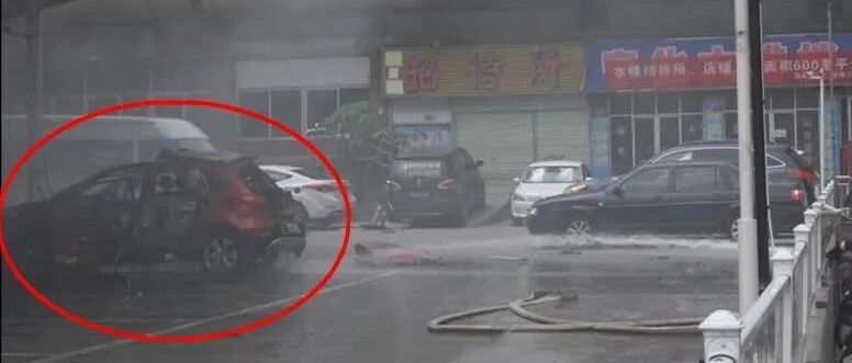 视频惊心！电动汽车突然爆炸！