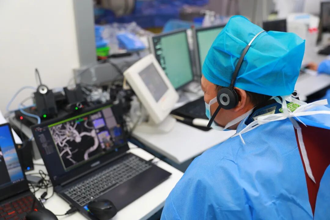 颅内动脉瘤治疗新模式！WEB植入，一“网”无余巧“拆弹”