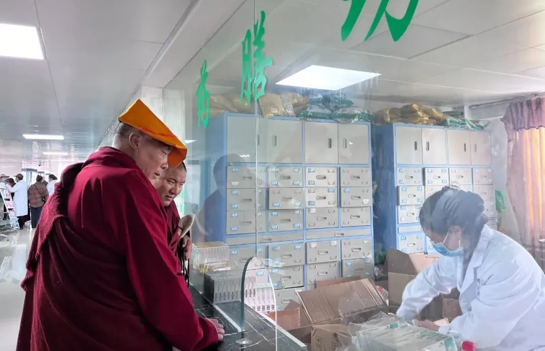 医疗dxr是什么【同心共铸 情暖甘孜】“同心·共铸中国心”大型公益医疗活动在色达深入开展_新闻资讯_第1张_活检穿刺产品网 医疗dxr是什么【同心共铸 情暖甘孜】“同心·共铸中国心”大型公益医疗活动在色达深入开展_https://www.jmylbn.com_新闻资讯_第1张