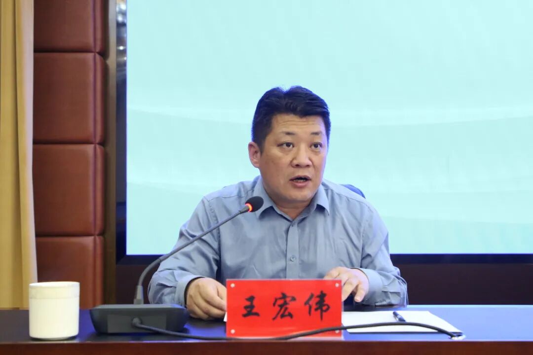 内蒙古文联网评员队伍培训班开班 第3张