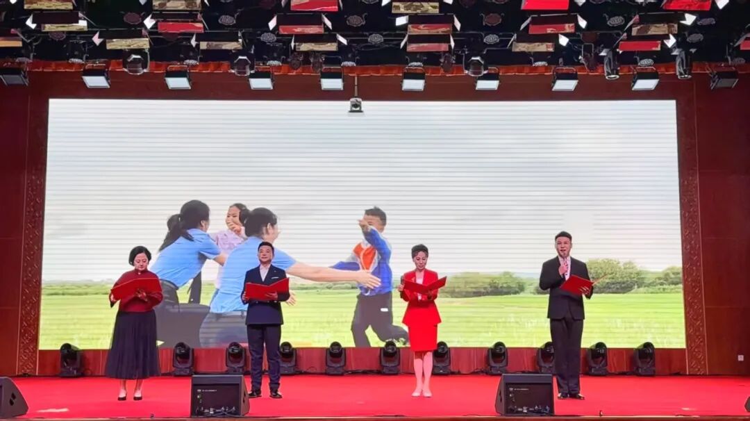 “艺暖新春·法润万家”内蒙古文艺志愿服务走进自治区检察院 第6张