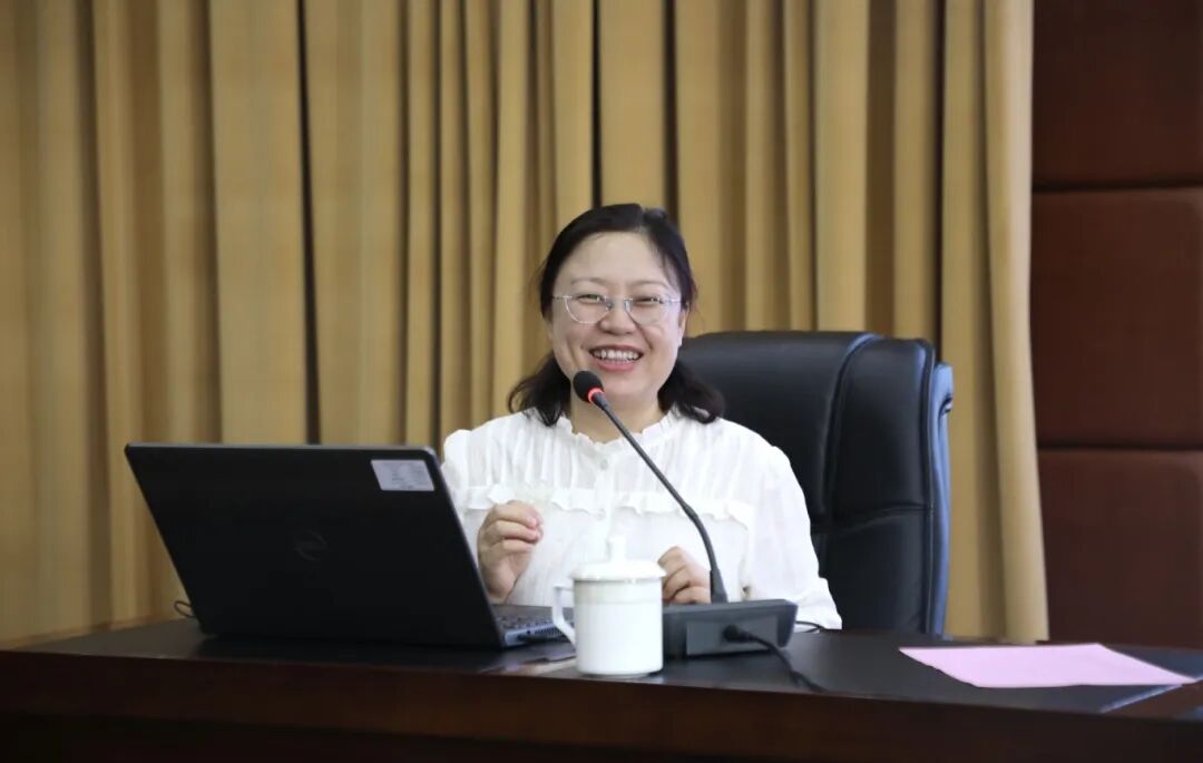 内蒙古文联举办“压力调适 从心出发”心理健康专题讲座 第2张
