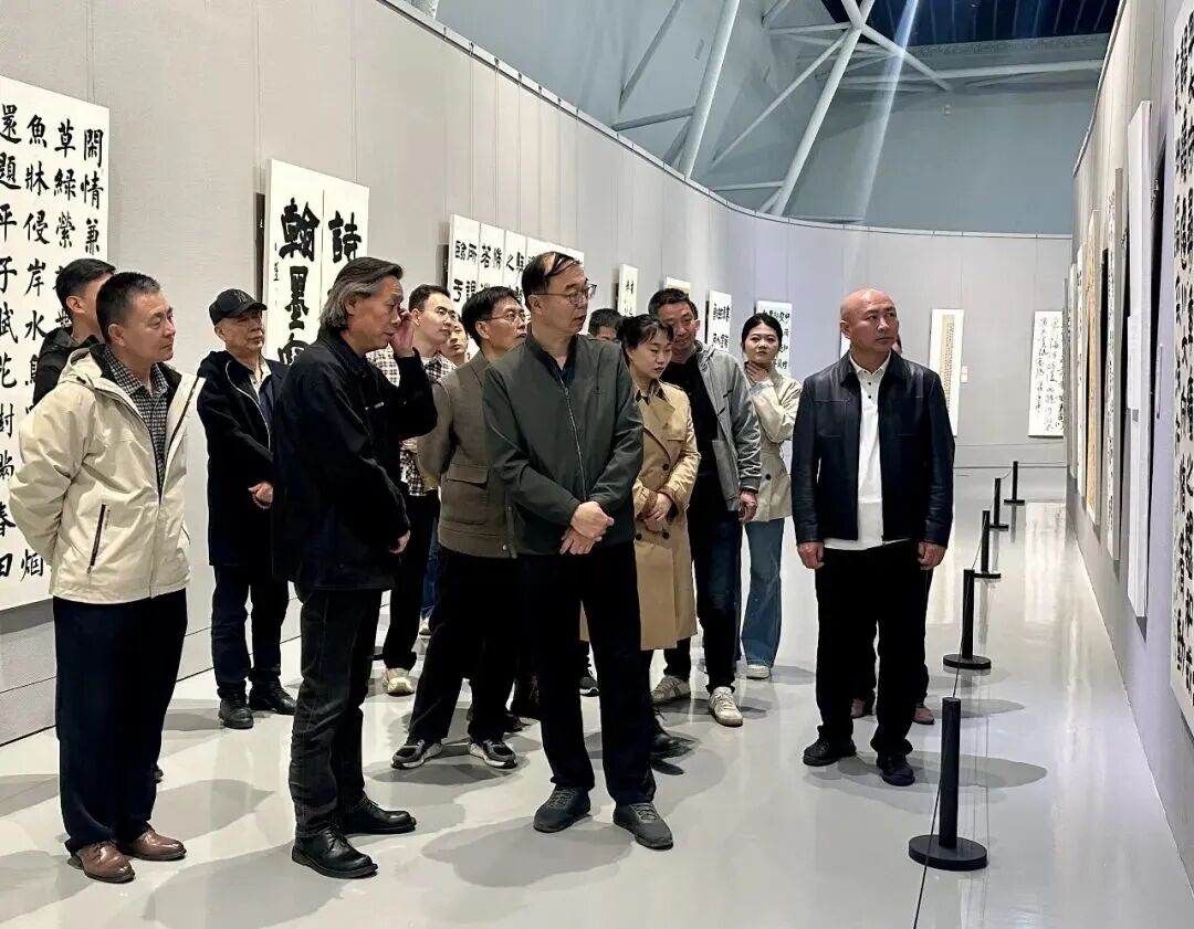 呦呦鹿鸣——包头青年十二人书法篆刻联展在内蒙古美术馆开展 第2张
