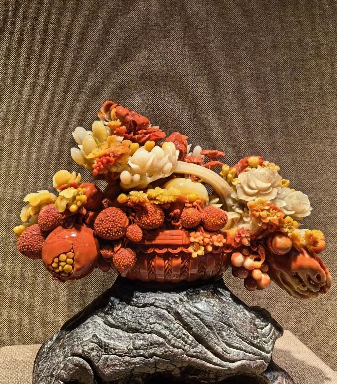 展讯丨“赓续文脉 匠心工美”——第五届内蒙古民间工艺美术精品展暨第四届呼和浩特工艺美术精品展 第6张