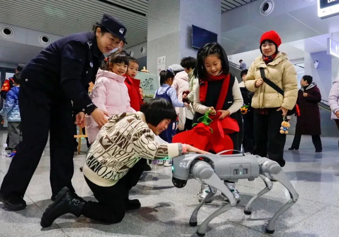 时代场景 中国速度｜藏在旅途里的家国温情 第29张