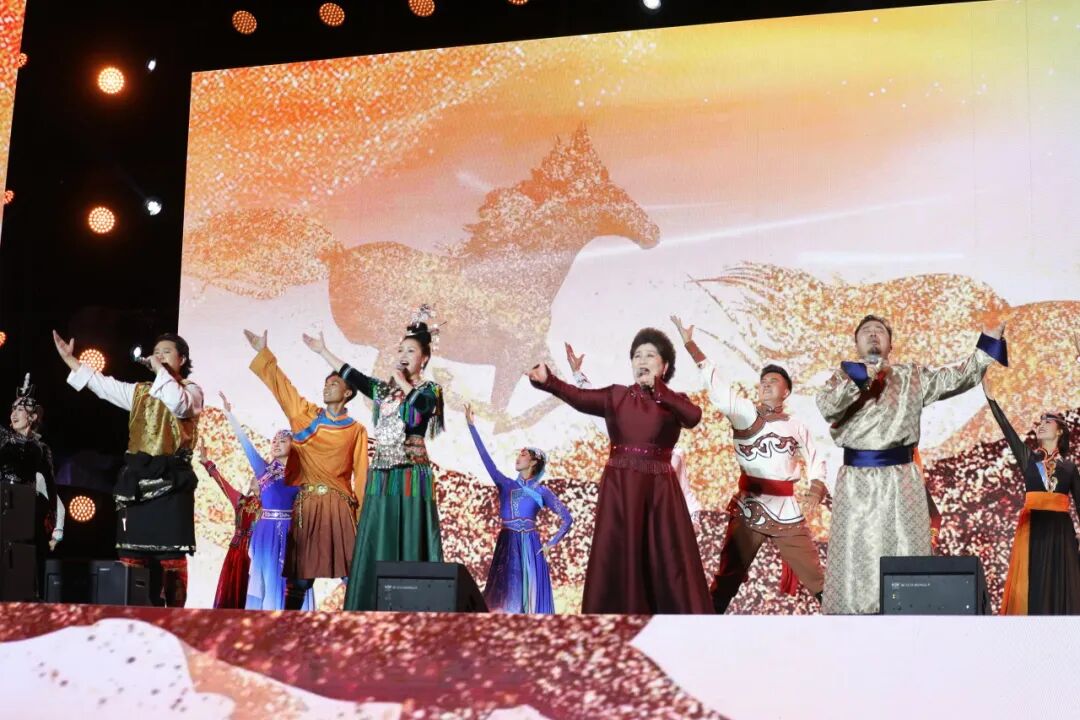 歌自草原来——2026·内蒙古民歌大会经典传唱专场精彩上演 第21张