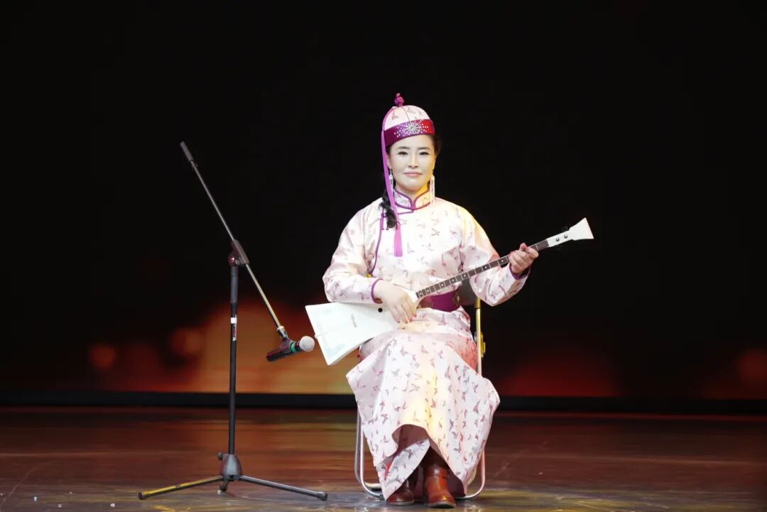 强基工程 | “众艺新声——新大众文艺在内蒙古”专场演出在呼和浩特市圆满落幕 第6张