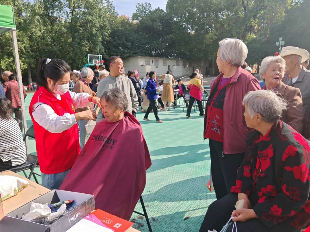 擦亮“秦嫂家政”品牌 托起万千家庭幸福生活