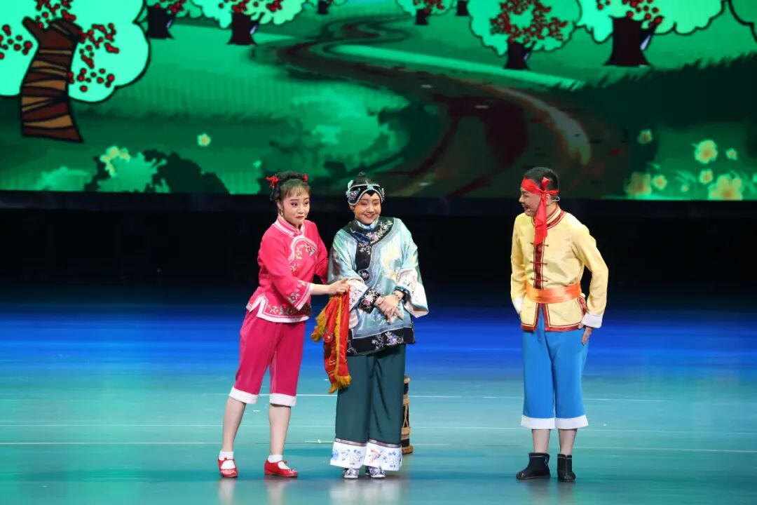 “艺苑撷英”2024内蒙古戏曲精品展演精彩上演 第12张