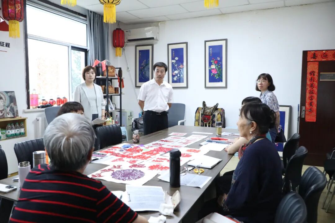 内蒙古文联各文艺家协会举办会员日活动 第6张