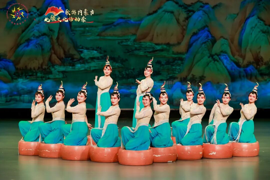 第二届中国杂技北疆行系列活动走进达茂旗 第1张