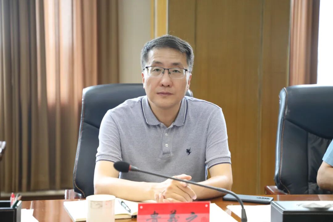 内蒙古文联党组理论学习中心组举行2025年第七次集体学习 第4张