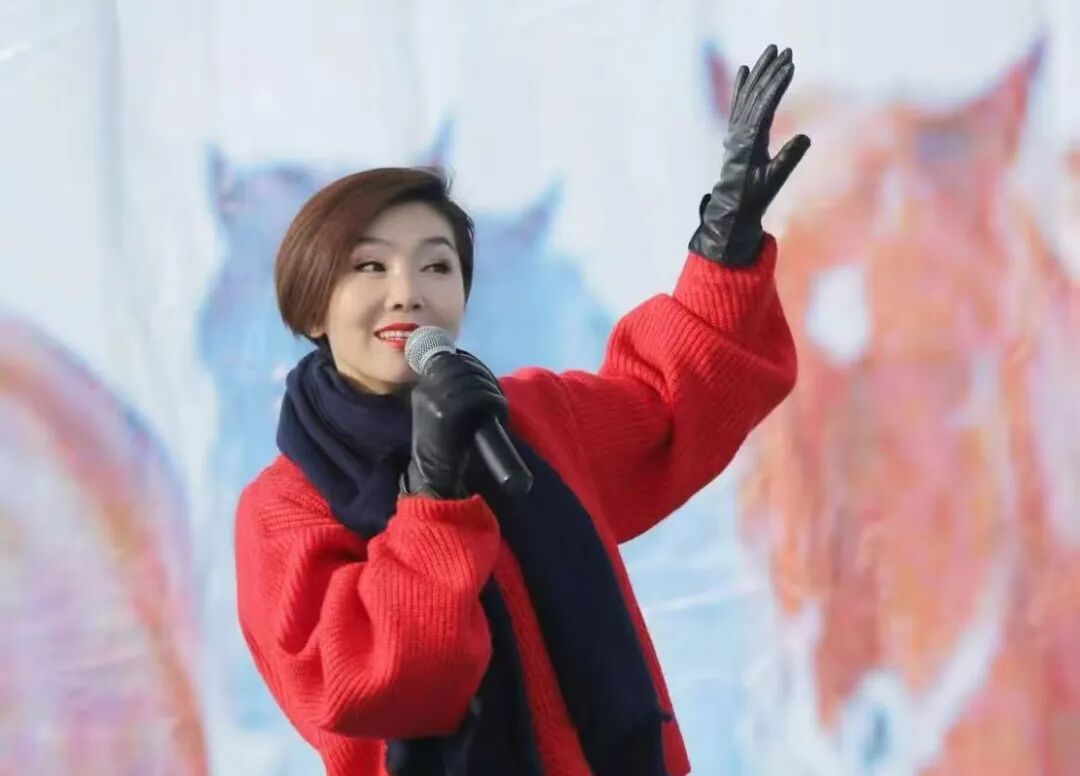 文艺名家风采 | 苏勒亚其其格：草原深处的百灵鸟 第8张