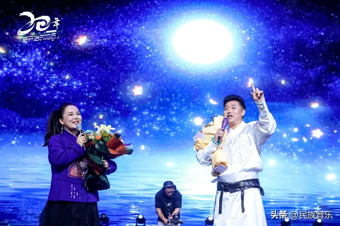 草原之声撼动青城，科尔沁夫“梦开始的地方”演唱会深情谢幕 第5张