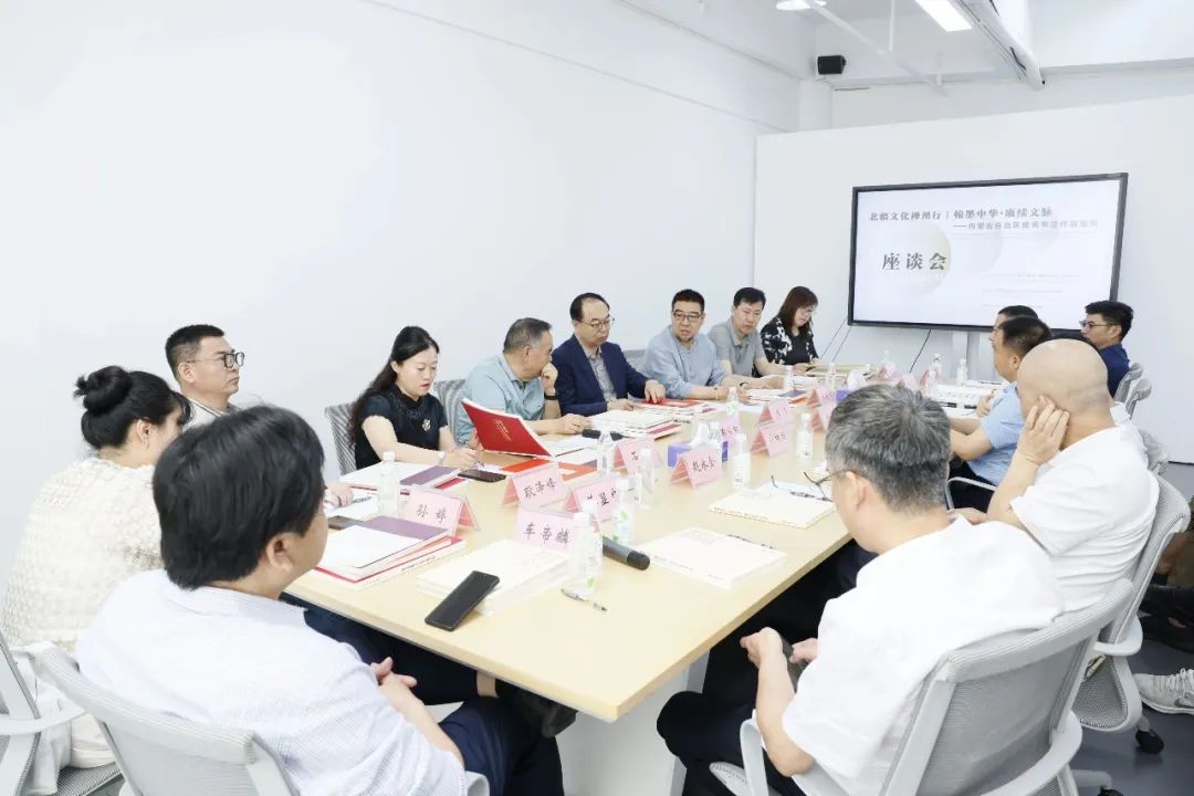 北疆文化神州行 | “翰墨中华·赓续文脉——内蒙古自治区优秀书法作品巡展”在深圳展出 第9张