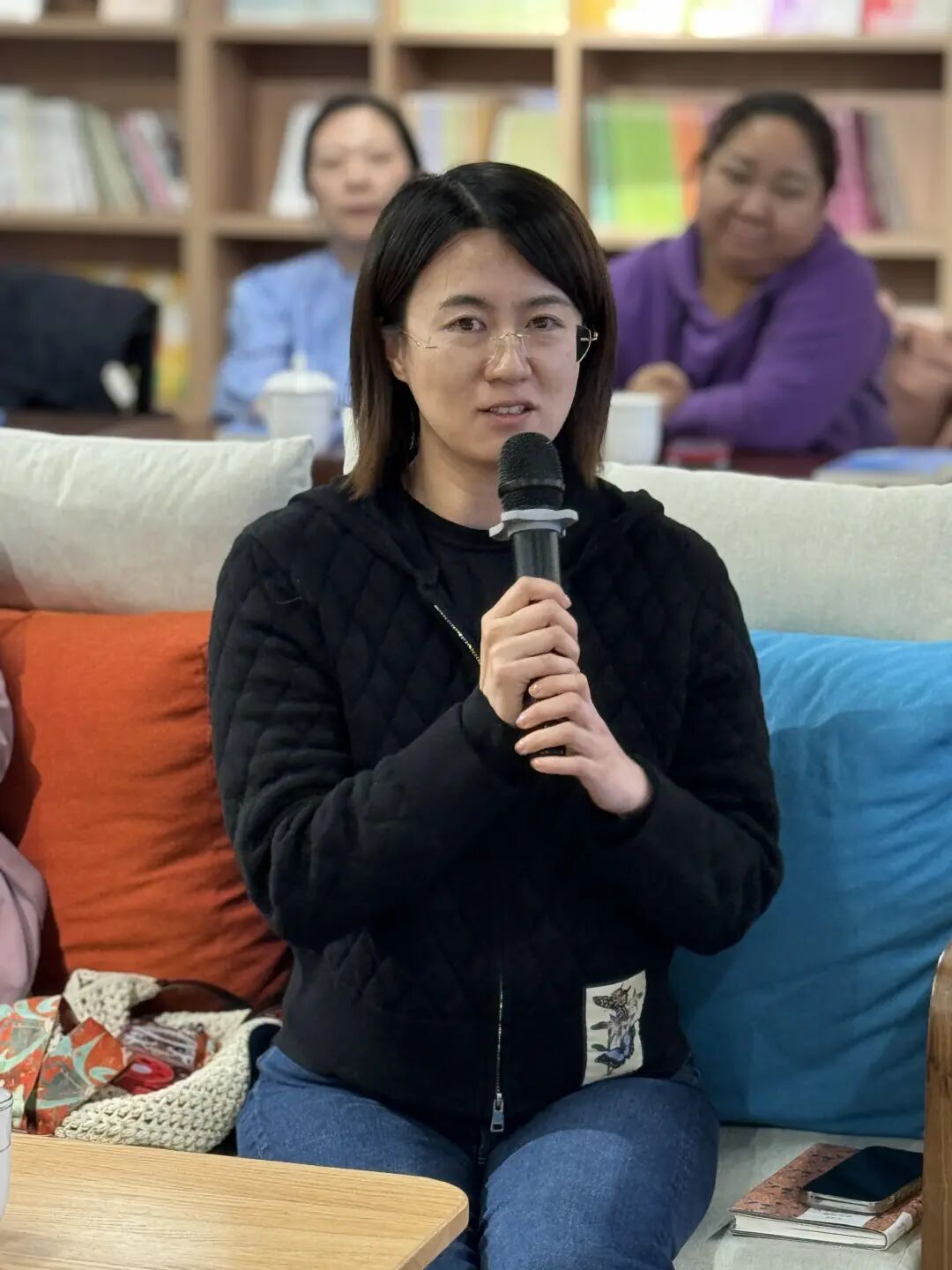 “书香致远 声动人心”2025年内蒙古文联机关工会阅读分享会在内蒙古文学馆举办 第12张