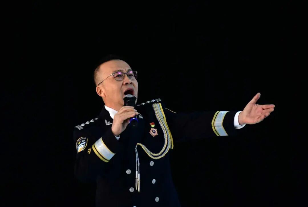 文艺志愿服务走进社区 敬老月演出温暖银发心 第11张