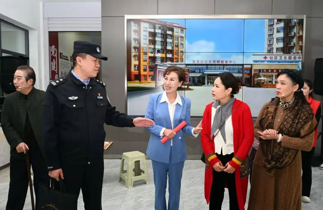 文艺志愿服务走进社区 敬老月演出温暖银发心 第15张