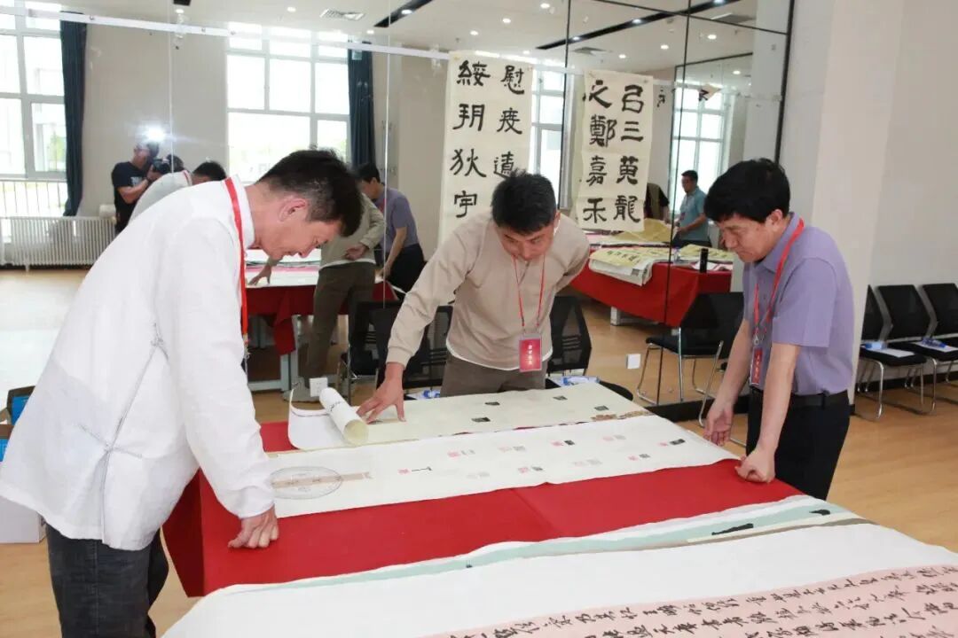 第九届内蒙古自治区书法篆刻展评审纪实（附入展公示名单） 第5张