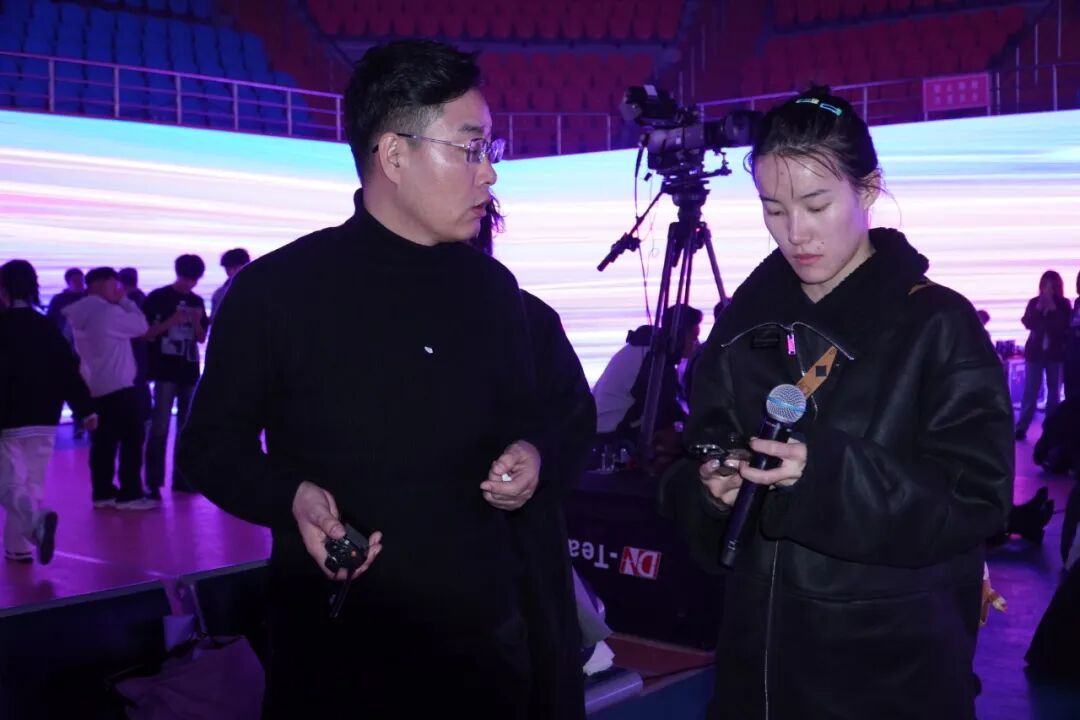 内蒙古新星新作演唱会第五场，彩排进行中…… 第2张