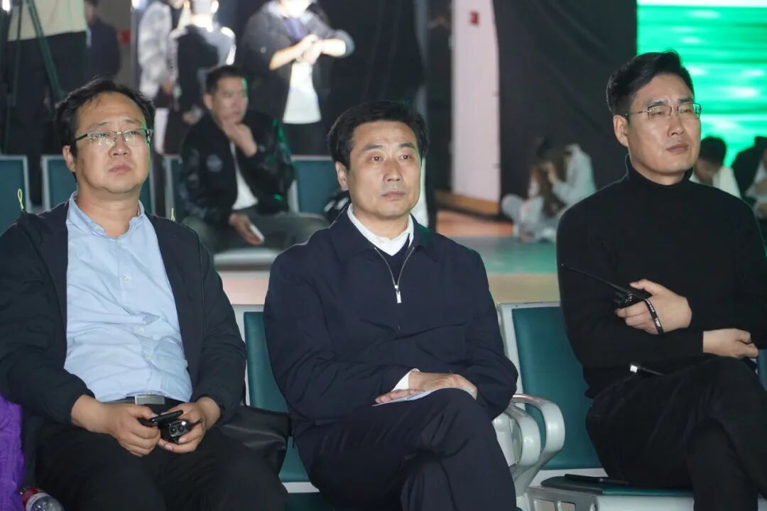 内蒙古新星新作演唱会第五场，彩排进行中…… 第1张