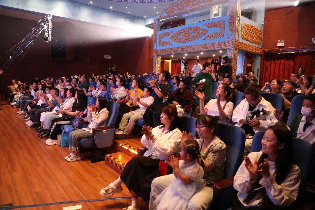 童心向党·礼赞北疆——内蒙古少儿歌曲展演暨庆祝六·一国际儿童节文艺演出圆满落幕 第2张
