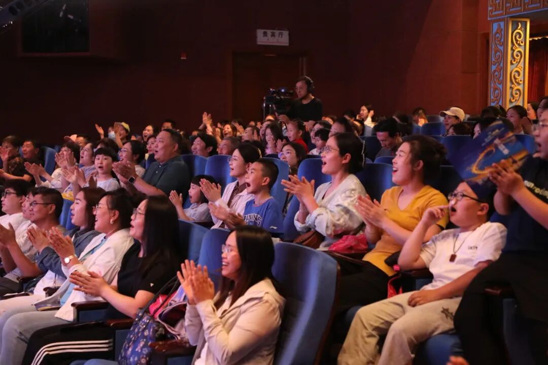 童心向党·礼赞北疆——内蒙古少儿歌曲展演暨庆祝六·一国际儿童节文艺演出圆满落幕 第3张