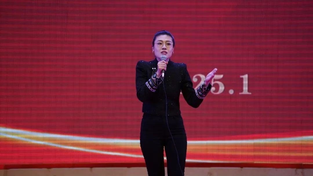 “百花迎新春 文艺绽芳华”赤峰市文学艺术界2025年新春大联欢成功举办 第22张