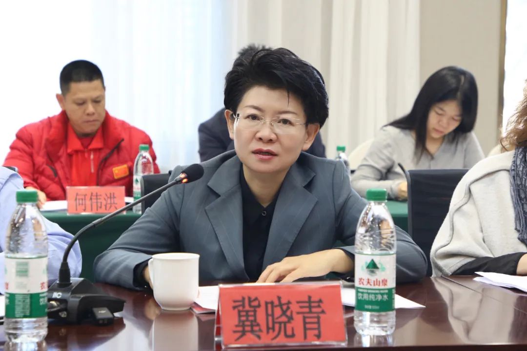 中国杂技作品黄河题材创作交流研讨会在呼和浩特举办 第3张 中国杂技作品黄河题材创作交流研讨会在呼和浩特举办 第3张