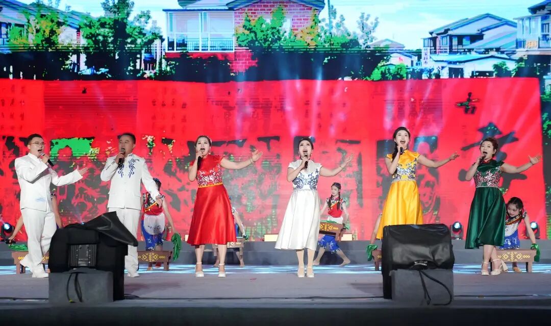文艺评论 | “新”的村歌 “心”的呼唤——评2025年“村歌嘹亮”全国集中展演 第2张