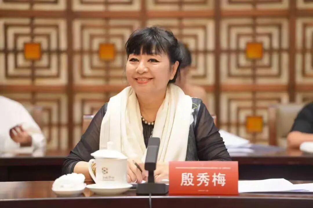 内蒙古文联在2025年中国文联文艺志愿服务工作会议暨中国文艺志愿者协会三届三次理事会上作典型发言 第3张