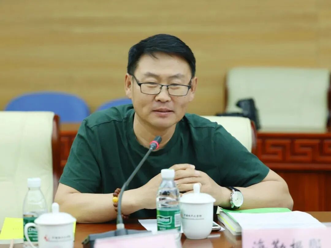 《草原十二骑手》新书发布暨内蒙古中青年作家作品研讨会在京举行 第26张
