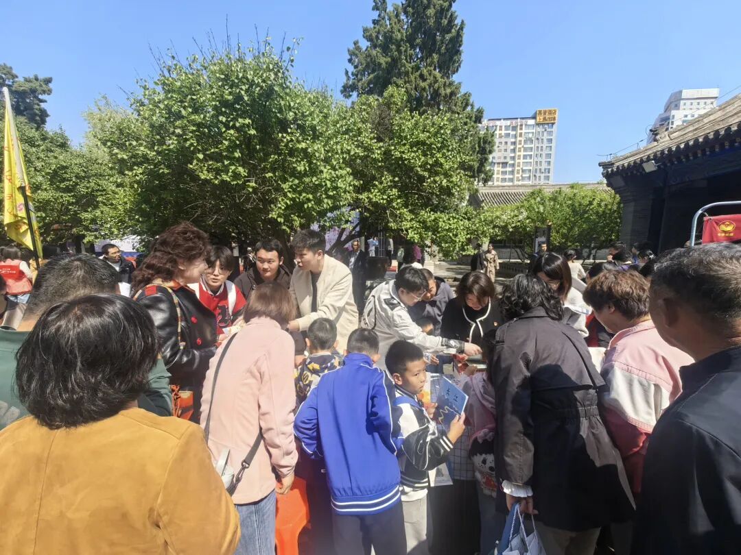 “北疆印记·青春同行”五四青年助力北疆文化建设提升行动暨2025年民族政策宣传月惠民演出活动成功举办 第2张