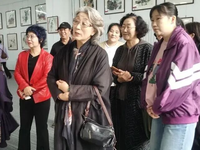 艺术名家齐聚东河 点评书画展共赏文化盛宴​ 第2张