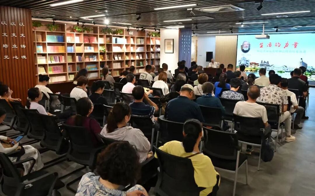 基层艺讯 | 从经济视角解码呼和浩特历史演进——这场讲座带你探寻“青城”生长密码 第1张